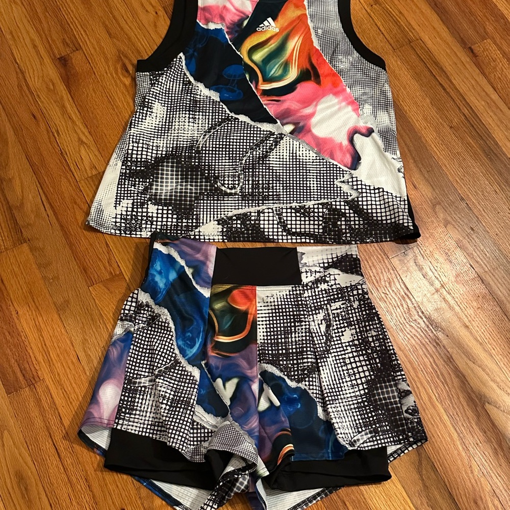 Bodysuit vs Footies Identification